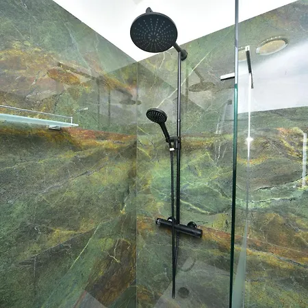 Tf Wellness Lägenhet *